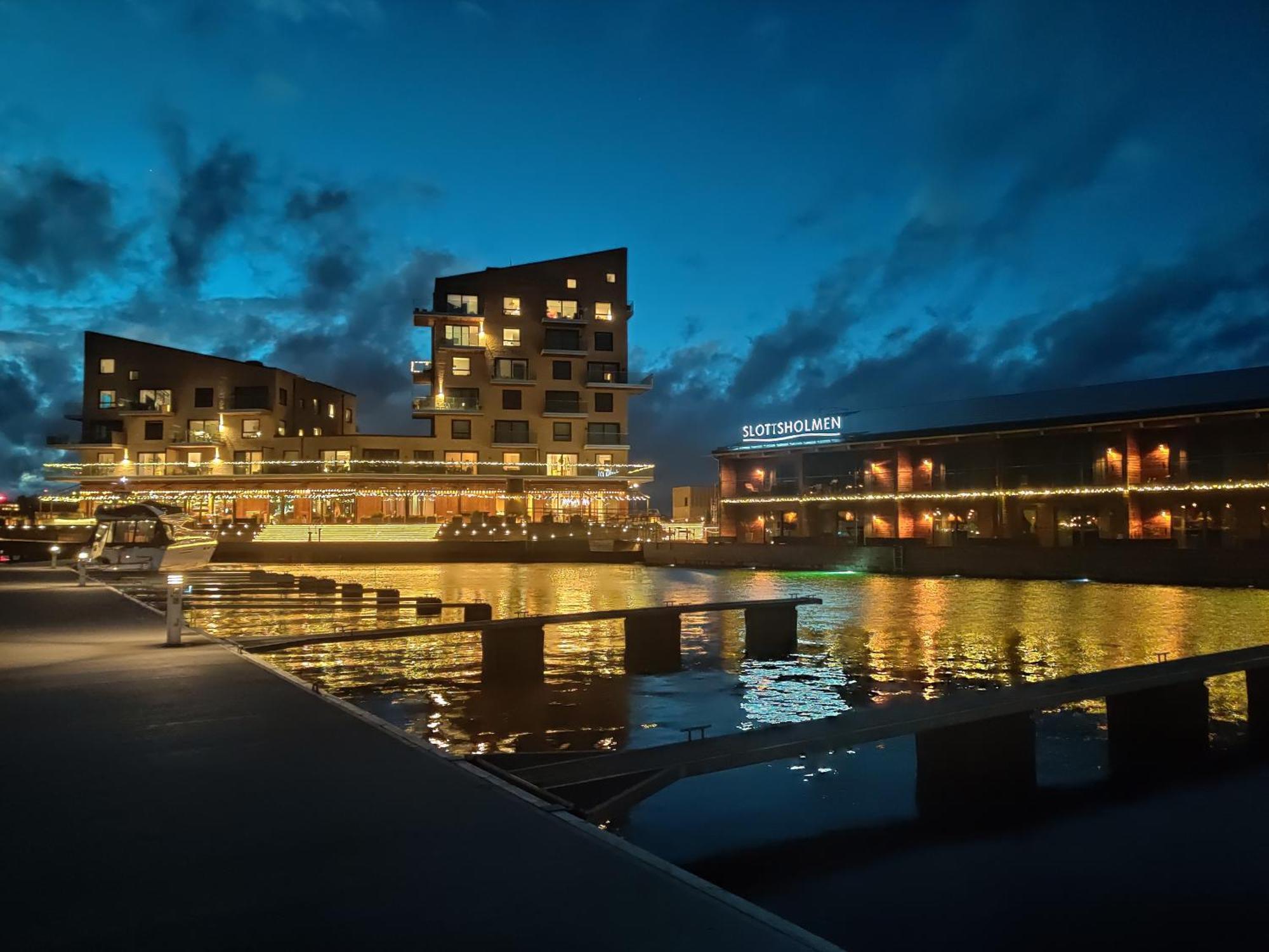 Slottsholmen Hotell Och Restaurang Västervik Exteriér fotografie